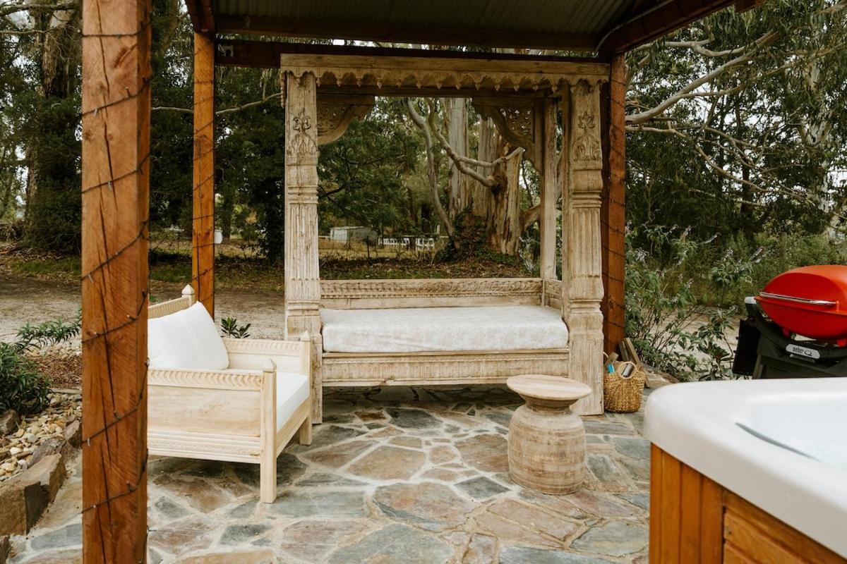 The Temple - Country Farm Retreat Launching Place Exterior foto