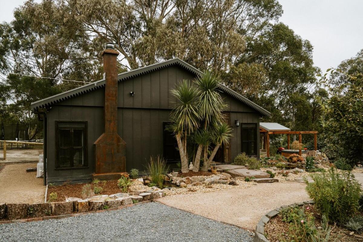 The Temple - Country Farm Retreat Launching Place Exterior foto